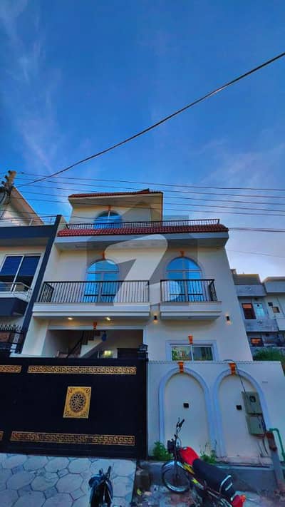 I-11/2 Brand New House for sale Solar install Top Location