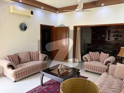 آئی ای پی انجنیئرز ٹاؤن ۔ سیکٹر اے آئی ای پی انجینئرز ٹاؤن,لاہور میں 3 کمروں کا 10 مرلہ مکان 4.9 کروڑ میں برائے فروخت۔