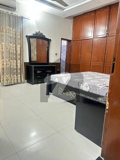 جوہر ٹاؤن لاہور میں 3 کمروں کا 1 کنال بالائی پورشن 1.55 لاکھ میں کرایہ پر دستیاب ہے۔