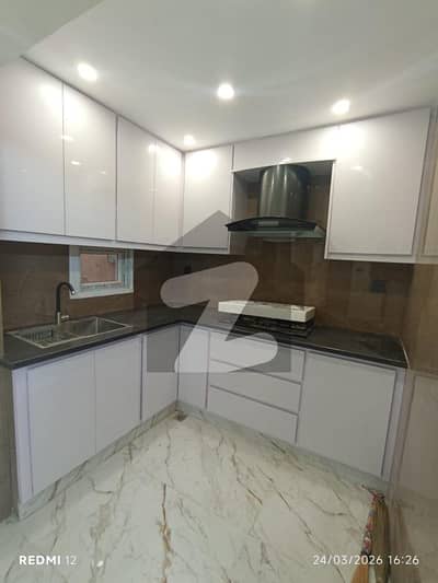 گلشنِ اقبال - بلاک 17 گلشنِ اقبال,گلشنِ اقبال ٹاؤن,کراچی میں 2 کمروں کا 3 مرلہ فلیٹ 1.2 کروڑ میں برائے فروخت۔