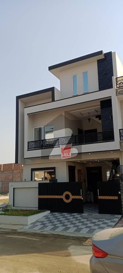 جناح گارڈنز ایف ای سی ایچ ایس,اسلام آباد میں 4 کمروں کا 5 مرلہ مکان 2.45 کروڑ میں برائے فروخت۔