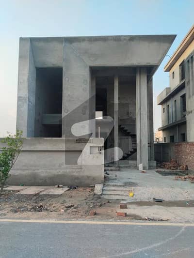 TEN MARLA GREY STRUCTURE FOR SALE HOT LOCATION ULTRA MODREN STYLE