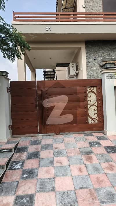 1 Kanal Upper Portion Corner Available for Rent in Dha-5, Ialamabad