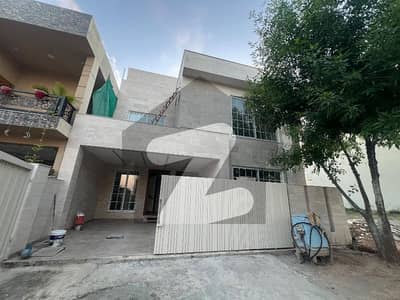 گلبرگ ریزیڈنشیا - بلاک ایف گلبرگ ریزیڈنشیا,گلبرگ,اسلام آباد میں 4 کمروں کا 7 مرلہ مکان 4.8 کروڑ میں برائے فروخت۔