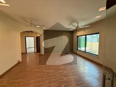 20 Marla 05 Bedroom house Available For Rent In Askari 10 sector D Lahore Cantt