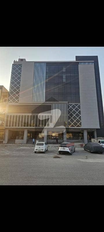 بحریہ ٹاؤن فیز 8 بحریہ ٹاؤن راولپنڈی,راولپنڈی میں 16 مرلہ Studio عمارت 45.0 کروڑ میں برائے فروخت۔