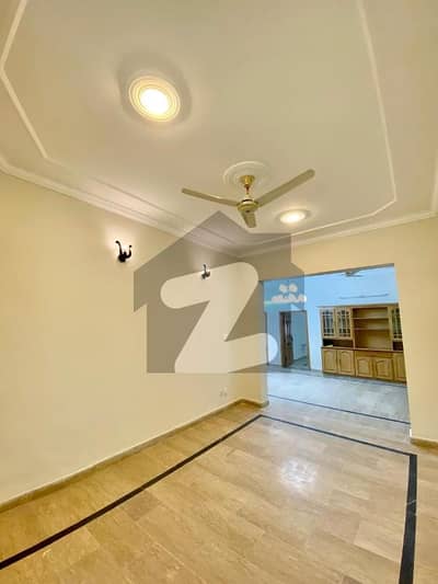10 Marla Ground Portion Is Available For Rent:
