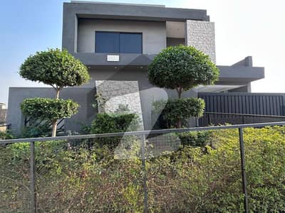 بحریہ گرینز۔ اوورسیز انکلیو بحریہ ٹاؤن فیز 8,بحریہ ٹاؤن راولپنڈی,راولپنڈی میں 5 کمروں کا 10 مرلہ مکان 3.1 کروڑ میں برائے فروخت۔