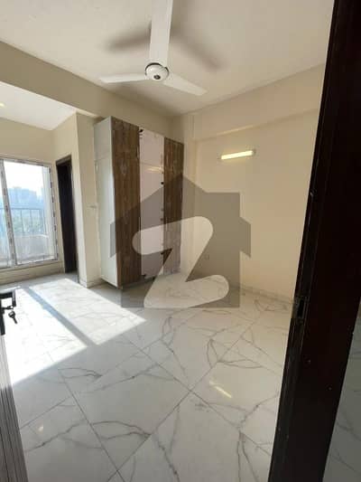 3 Bed Apartment - 1200 Sqft