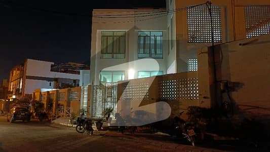 کلاچی کوآپریٹیو ہاؤسنگ سوسائٹی گلشن اقبال - بلاک 10-اے,گلشنِ اقبال,گلشنِ اقبال ٹاؤن,کراچی میں 3 کمروں کا 12 مرلہ زیریں پورشن 1.5 لاکھ میں کرایہ پر دستیاب ہے۔