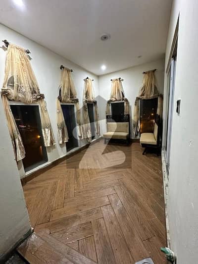 بحریہ ٹاؤن فیز 8 بحریہ ٹاؤن راولپنڈی,راولپنڈی میں 3 کمروں کا 4 مرلہ پینٹ ہاؤس 1.85 لاکھ میں کرایہ پر دستیاب ہے۔