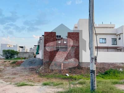 Hot Deal! 5 Marla Residential Plot in R Block Al Rehman Garden Phase 2