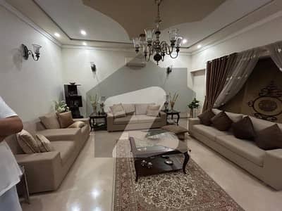 ڈی ایچ اے فیز 1 ڈیفنس (ڈی ایچ اے),لاہور میں 5 کمروں کا 1 کنال مکان 2.35 لاکھ میں کرایہ پر دستیاب ہے۔