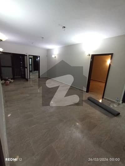 BOUNDARY WALL FLAT FOR RENT IN BLOCK 16, GULSHAN E IQBAL