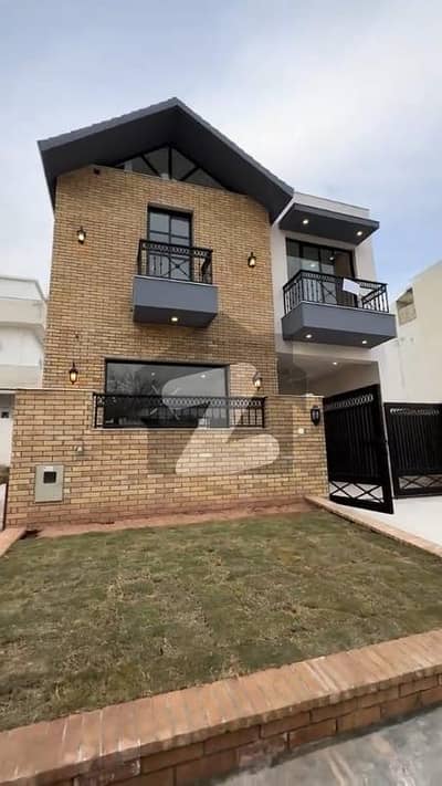 ڈی ۔ 12/4 ڈی ۔ 12,اسلام آباد میں 3 کمروں کا 4 مرلہ مکان 1.6 لاکھ میں کرایہ پر دستیاب ہے۔