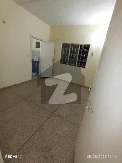 گلشنِ اقبال - بلاک 16 گلشنِ اقبال,گلشنِ اقبال ٹاؤن,کراچی میں 3 کمروں کا 6 مرلہ فلیٹ 1.3 کروڑ میں برائے فروخت۔