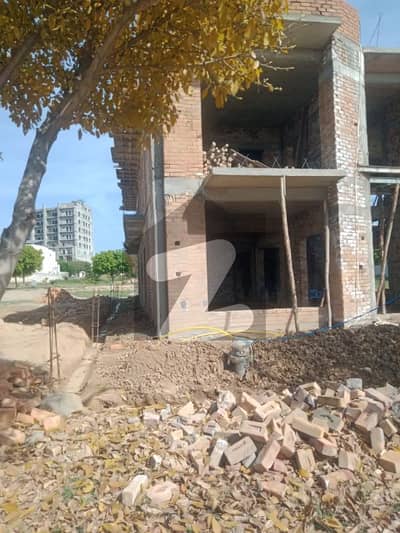 Gray Structure 1 Kanal For Sale