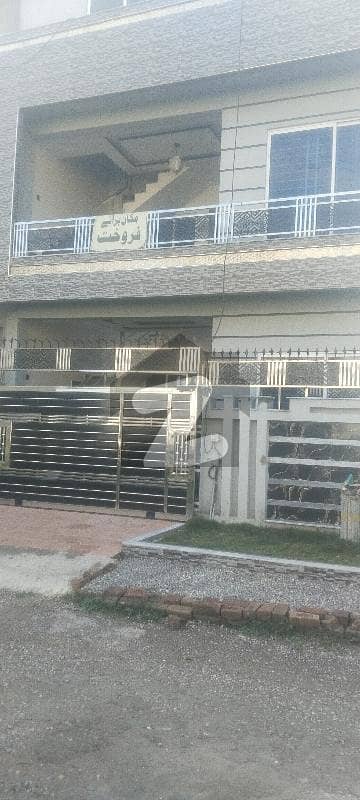 5marla Brand New House