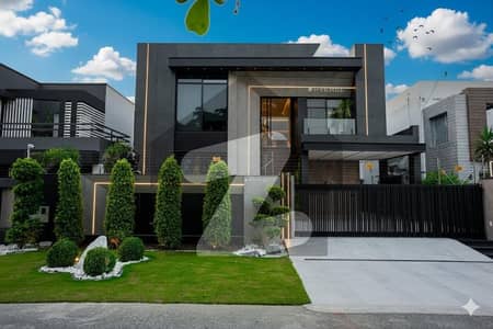 1 Kanal Like a Brand New Mazir Munir Designed Full Furnished with Basement Beautiful Modern Style Bungalow Available For Sale Near To Big Park & Best Location