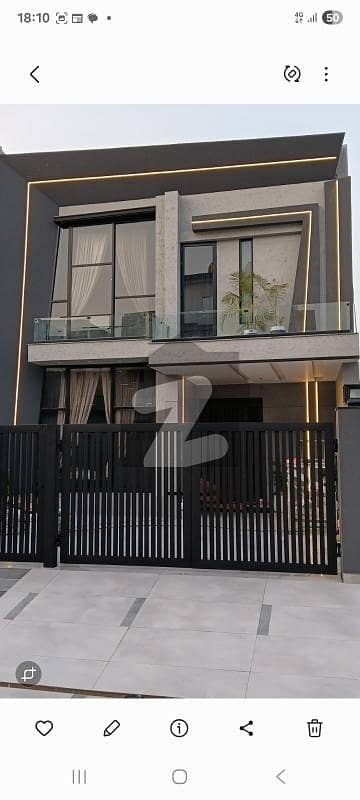 فارمینیٹی ہاؤسنگ سکیم - بلاک ایم ایم فارمانئیٹس ہاؤسنگ سکیم,لاہور میں 5 کمروں کا 10 مرلہ مکان 3.7 کروڑ میں برائے فروخت۔