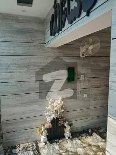 الحفیظ گارڈن - فیز 2 مین کینال بینک روڈ,لاہور میں 5 مرلہ مکان 2.3 کروڑ میں برائے فروخت۔