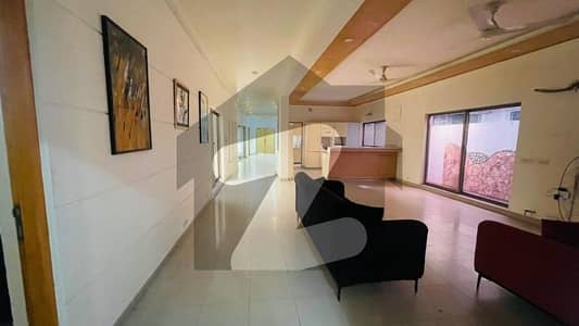 01 KANAL TILE FLOOR HOUSE FOR FAMILIES+ OFFICE USE FOR RENT IN JOHAR TOWN LAHORE