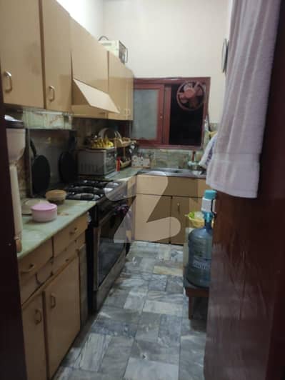 نارتھ کراچی ۔ سیکٹر 8 نارتھ کراچی,کراچی میں 2 کمروں کا 5 مرلہ بالائی پورشن 30.0 ہزار میں کرایہ پر دستیاب ہے۔