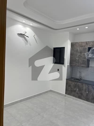 بحریہ ٹاؤن اقبال بلاک بحریہ ٹاؤن سیکٹر ای,بحریہ ٹاؤن,لاہور میں 1 کمرے کا 2 مرلہ فلیٹ 35.0 ہزار میں کرایہ پر دستیاب ہے۔