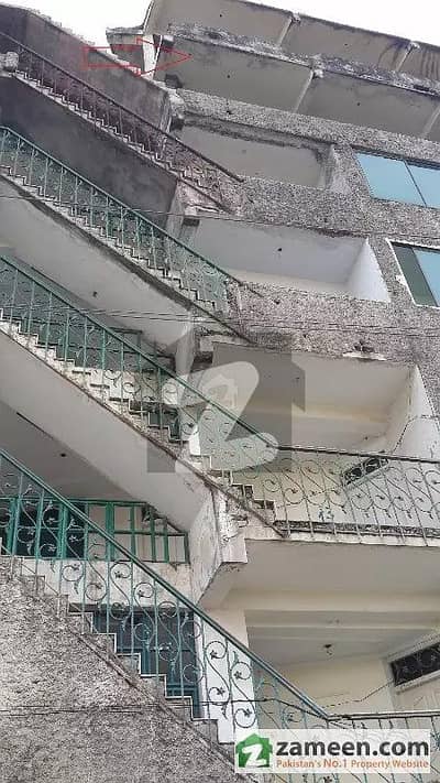 2 Bed Flate in Mehran Complex E-11/4 35 LAKH