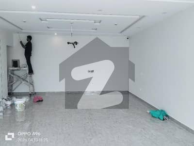 04 MARLA OFFICE FIRST FLOOR WITH ELEVATOR