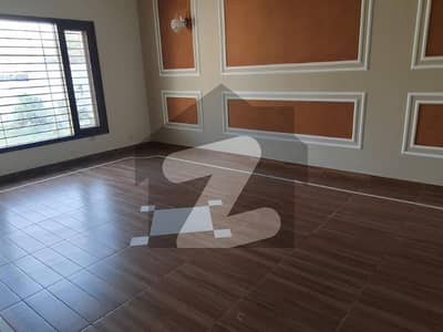 500 YARDS BANGLOW FULLY RENOVATED JUST LIKE NEW DHA PHASE 5