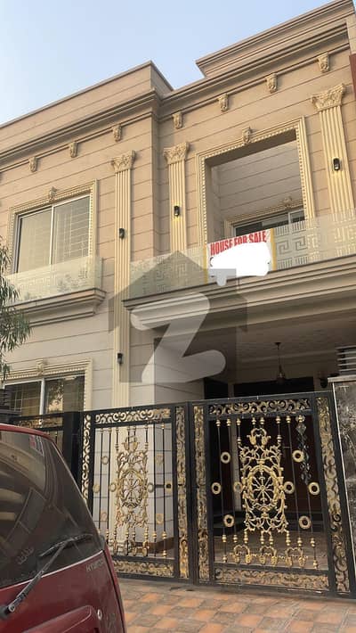 5 MARLA ONLY 1 YEAR USED HOUSE AVAILABLE FOR SALE IN BAHRIA ORCHARD LAHORE OWNER BUILD NEAR MASJID PARK SCHOOL MARKET IN A BLOCK PHASE2 BAHRIA ORCHARD