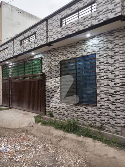 میسرائل روڈ راولپنڈی میں 2 کمروں کا 6 مرلہ مکان 1.1 کروڑ میں برائے فروخت۔