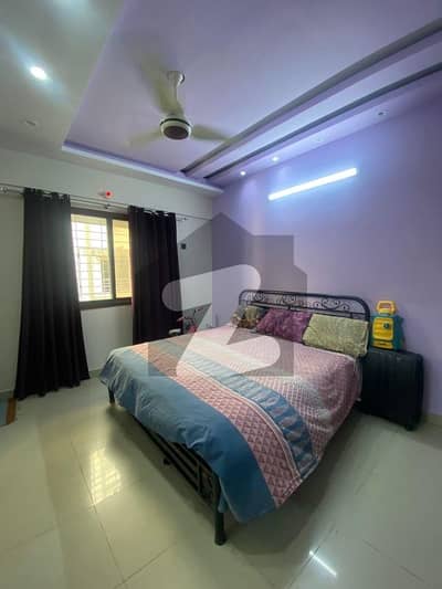 گلشنِ اقبال - بلاک 4 گلشنِ اقبال,گلشنِ اقبال ٹاؤن,کراچی میں 3 کمروں کا 6 مرلہ فلیٹ 2.2 کروڑ میں برائے فروخت۔