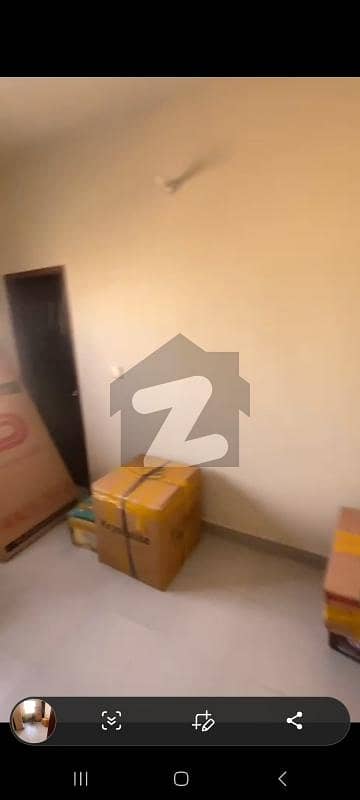 Daniyal Residency Flat For sale Sized 750 Square Feet