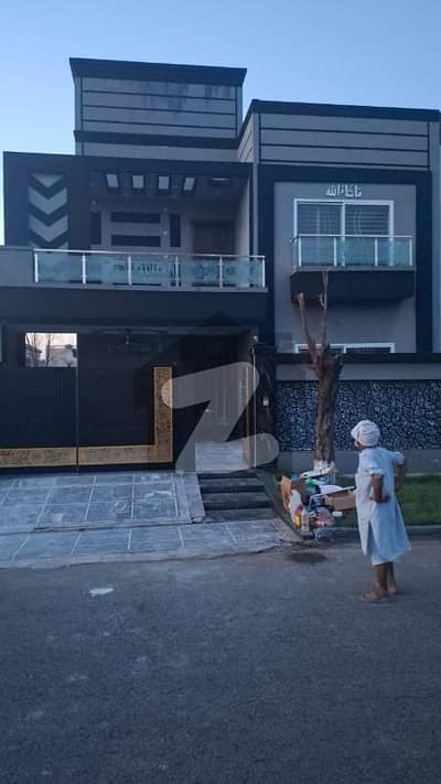 سٹی ہاؤسنگ سوسائٹی - بلاک بی سٹی ہاؤسنگ سوسائٹی,سیالکوٹ میں 5 کمروں کا 10 مرلہ مکان 1.0 لاکھ میں کرایہ پر دستیاب ہے۔