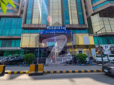 Office Of 1100 Square Feet In Siddique Trade Center For rent