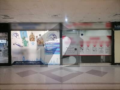 صدیق ٹریڈ سنٹر گلبرگ,لاہور میں 3 مرلہ Studio دکان 1.4 کروڑ میں برائے فروخت۔