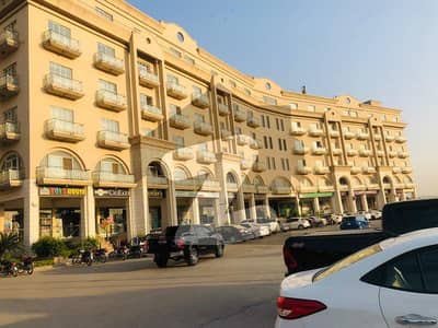 بحریہ ٹاؤن فیز 4 بحریہ ٹاؤن راولپنڈی,راولپنڈی میں 5 مرلہ دکان 2.5 کروڑ میں برائے فروخت۔
