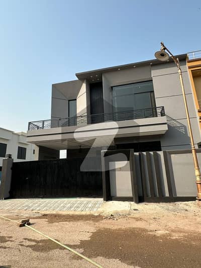 11 Marla Designer House For Sale In Banigala