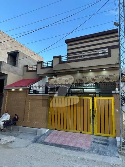 آفیسر کالونی میسرائل روڈ,راولپنڈی میں 2 کمروں کا 5 مرلہ مکان 1.5 کروڑ میں برائے فروخت۔