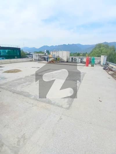 Spacious Rooftop For Modern Caf Setup For Rent In F-7 Markaz