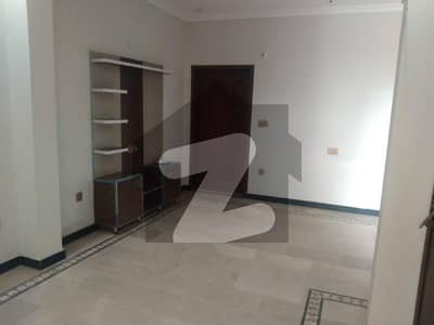 Portion In Central Park Housing Scheme For Rent