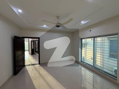 بحریہ ٹاؤن گلبہار بلاک بحریہ ٹاؤن سیکٹر سی,بحریہ ٹاؤن,لاہور میں 2 کمروں کا 10 مرلہ زیریں پورشن 75.0 ہزار میں کرایہ پر دستیاب ہے۔