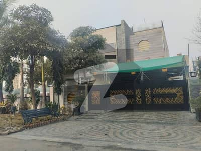 1 KANAL MODERN HOUSE FOR SALE IN DHA PHASE 5