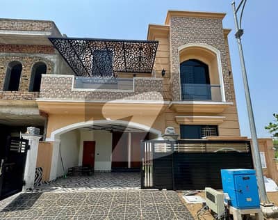 8 MARLA HOUSE FOR SALE IN FAISAL TOWN