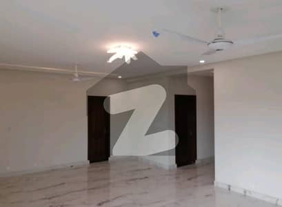 10 Marla Flat For Sale In Beautiful Askari 11 - Sector D