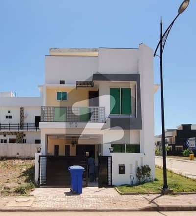 5 Marla Corner Slightly Used House Available On Reasonable Price