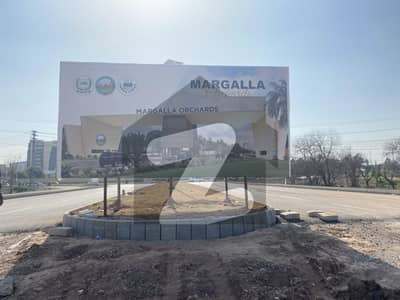 مارگلہ آرچرڈ اسلام آباد میں 10 مرلہ رہائشی پلاٹ 1.95 کروڑ میں برائے فروخت۔