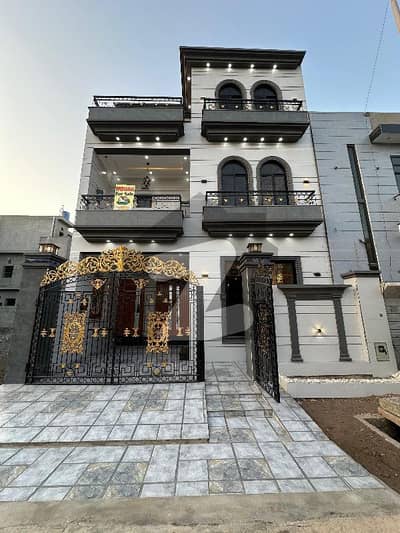 Get Your Hands On On Excellent Location House In Lahore Best Area